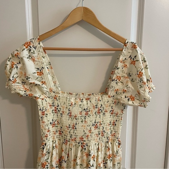 NWT O.P.T. Floral Print Smocked Dress Cream Size Medium - Picture 2 of 10